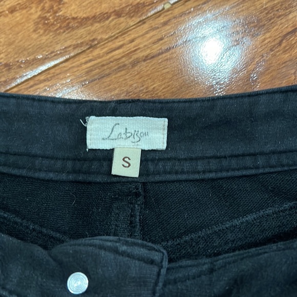 Black Shorts. - Picture 2 of 4